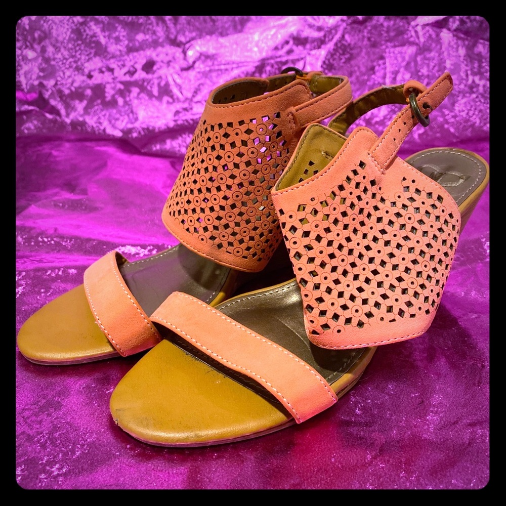 Madeline wedge heel sandal, peach upper, size 7.5